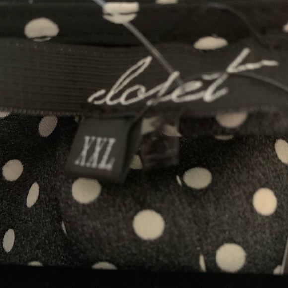 Black Polka Dot Blouse Brand new with tags - Picture 4 of 4